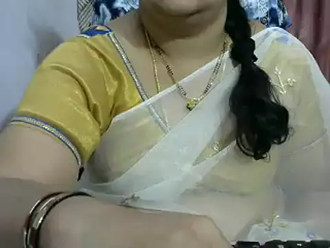 Snapshot of Naughty_Nityaa chatting on 01/19/25, 07:15 Naughty Nityaa online show from 01/19/25, 07:15