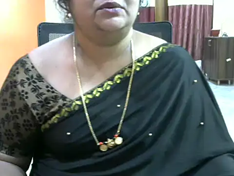 Snapshot of Naughty_Nityaa chatting on 02/09/25, 06:58 Naughty Nityaa online show from 02/09/25, 06:58