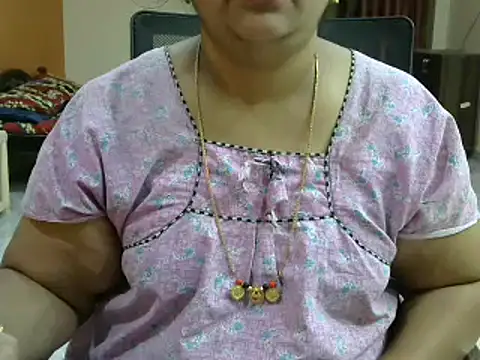 Snapshot of Naughty_Nityaa chatting on 02/23/25, 12:08 Naughty Nityaa online show from 02/23/25, 12:08