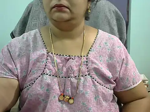 Snapshot of Naughty_Nityaa chatting on 03/05/25, 02:34 Naughty Nityaa online show from 03/05/25, 02:34