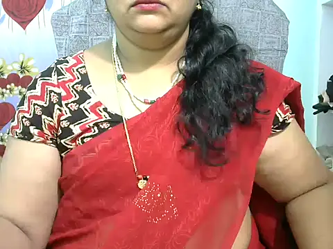 Snapshot of Naughty_Nityaa chatting on 03/09/25, 04:55 Naughty Nityaa online show from 03/09/25, 04:55
