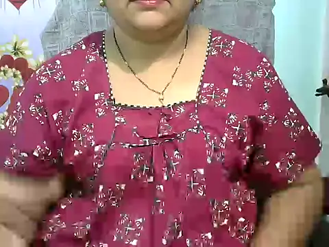 Snapshot of Naughty_Nityaa chatting on 03/13/25, 12:37 Naughty Nityaa online show from 03/13/25, 12:37