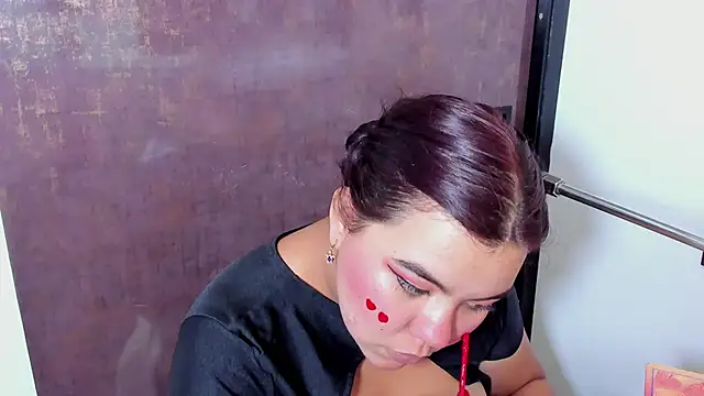 klhoe boobs online show from 04/26/26, 03:59