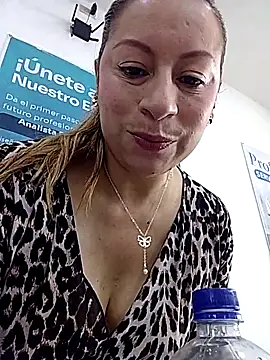 Snapshot of Katalina_S3xy chatting on 01/13/26, 02:11 Katalina S3xy online show from 01/13/26, 02:11