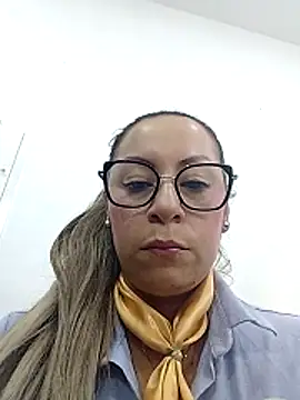 Snapshot of Katalina_S3xy chatting on 02/10/26, 03:27 Katalina S3xy online show from 02/10/26, 03:27