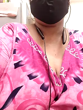 zeepe19 online show from 04/23/26, 03:19