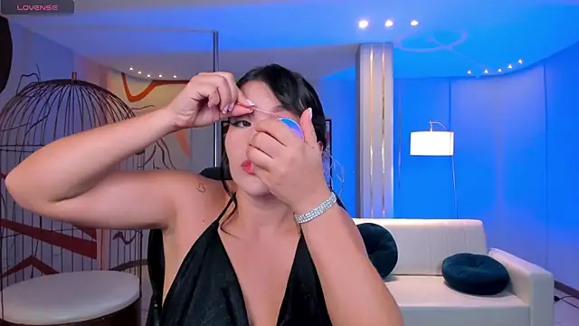 ValeriaRoldanX online show from 03/03/26, 10:21