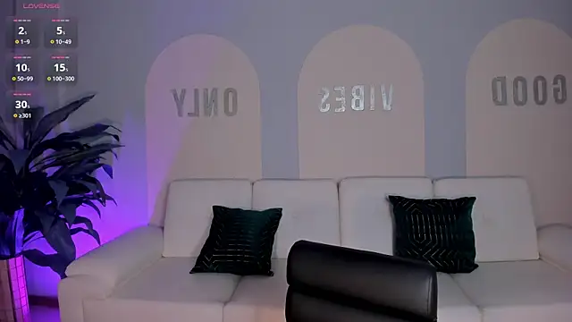 ValeriaRoldanX online show from 07/01/26, 12:07