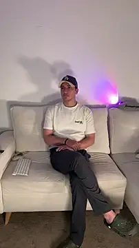 tiana nave online show from 11/11/25, 03:39