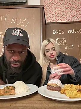 MacTroy online show from 02/02/26, 08:51