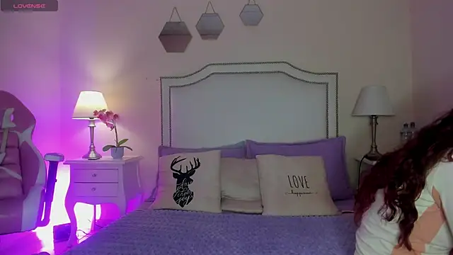 Snapshot of KIMAPRIL chatting on 09/27/25, 08:03 KIMAPRIL online show from 09/27/25, 08:03