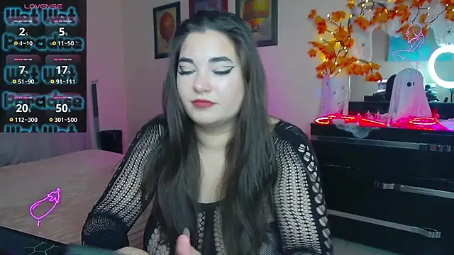 Lillianhot68 online show from 11/02/25, 02:08