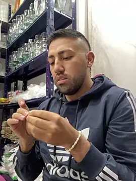 JuanZapata33 online show from 12/26/24, 10:31