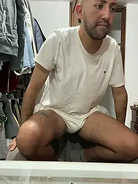 JuanZapata33 online show from 03/20/25, 12:19