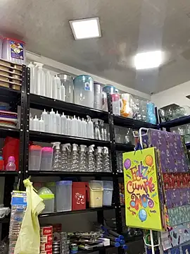 JuanZapata33 online show from 11/23/25, 08:19