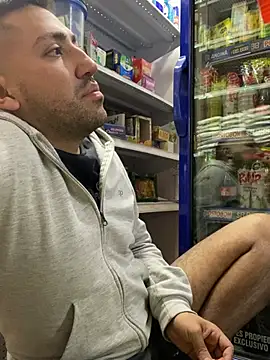 JuanZapata33 online show from 02/25/26, 11:03