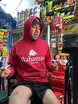 JuanZapata33 online show from 03/02/26, 10:16