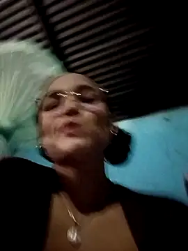 luna hell online show from 04/29/26, 01:37