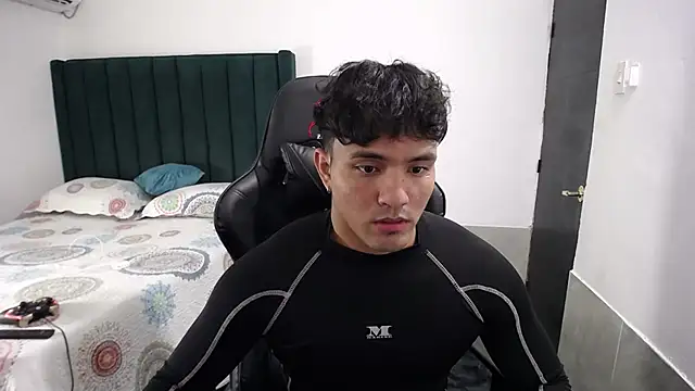 man dur07 online show from 09/12/25, 07:36