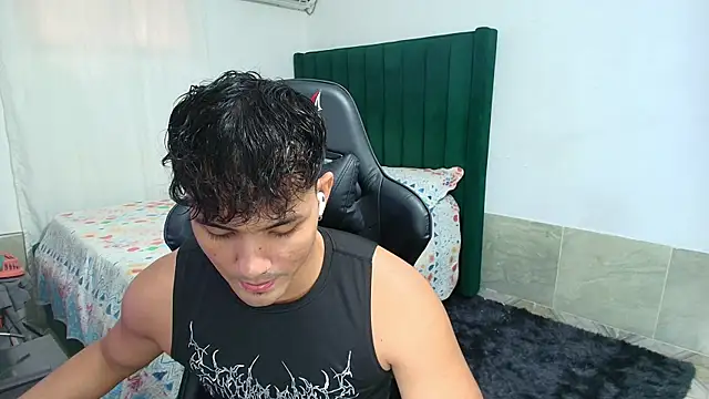 man dur07 online show from 04/22/26, 08:10