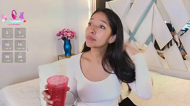 Valery wang online show from 03/04/25, 05:56