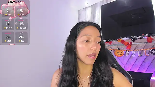 Valery wang online show from 10/30/25, 11:55