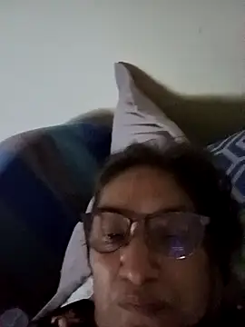 florecita69 online show from 10/03/25, 09:06