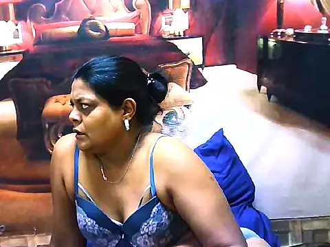 indianCherryPie online show from 04/08/26, 06:24