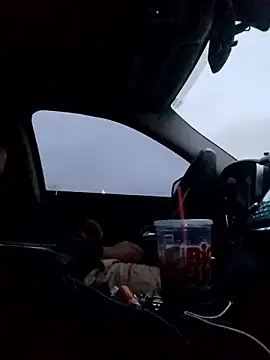 Snapshot of christphor chatting on 12/08/24, 11:29 christphor online show from 12/08/24, 11:29