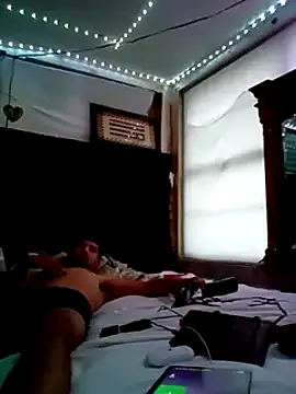 Snapshot of christphor chatting on 12/16/24, 01:54 christphor online show from 12/16/24, 01:54