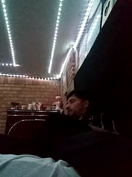 Snapshot of christphor chatting on 12/22/24, 09:33 christphor online show from 12/22/24, 09:33