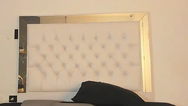 brendamaz online show from 12/18/25, 11:38