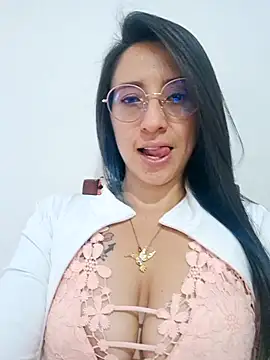 VALERY-03  online show from 11/10/25, 12:15