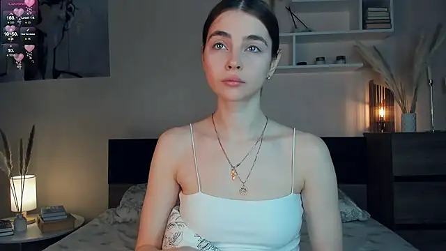 MaryJacksoon online show from 02/13/25, 07:56