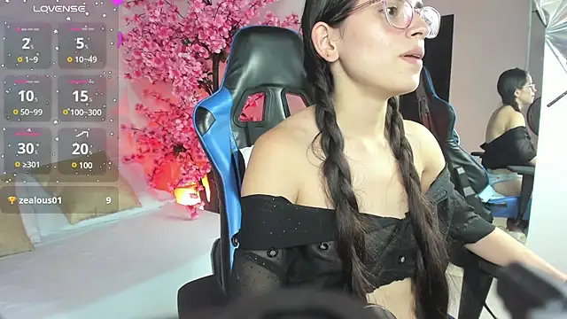Snapshot of angelica_dymond chatting on 12/10/24, 10:05 angelica dymond online show from 12/10/24, 10:05