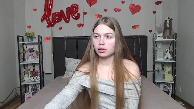 LaraPika online show from 02/13/26, 06:09