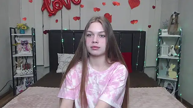 Snapshot of LaraPika chatting on 05/02/26, 05:12 LaraPika online show from 05/02/26, 05:12