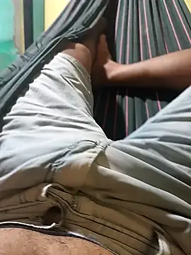 Snapshot of 1995eduardo chatting on 02/04/25, 12:51 1995eduardo online show from 02/04/25, 12:51