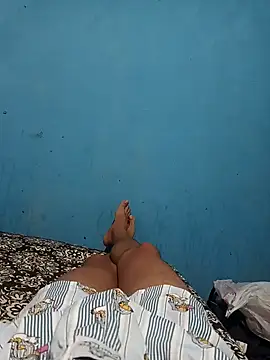 Snapshot of 1995eduardo chatting on 02/06/25, 05:25 1995eduardo online show from 02/06/25, 05:25