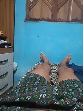 Snapshot of 1995eduardo chatting on 02/17/25, 08:04 1995eduardo online show from 02/17/25, 08:04