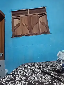 Snapshot of 1995eduardo chatting on 02/19/25, 02:55 1995eduardo online show from 02/19/25, 02:55