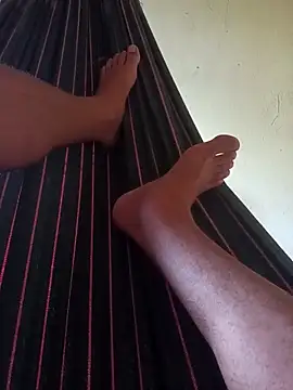 Snapshot of 1995eduardo chatting on 02/20/25, 08:25 1995eduardo online show from 02/20/25, 08:25