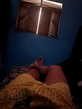 Snapshot of 1995eduardo chatting on 02/24/25, 03:42 1995eduardo online show from 02/24/25, 03:42