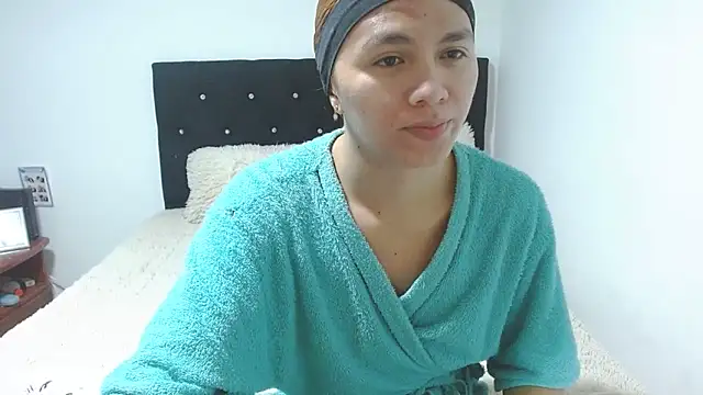 giuliana andrade online show from 10/25/25, 12:18