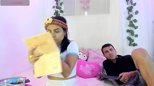 catalina and roger online show from 09/26/25, 01:15