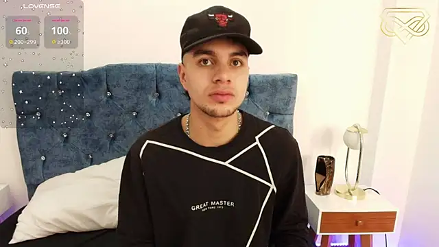 Amadeo Wild online show from 01/16/25, 03:24