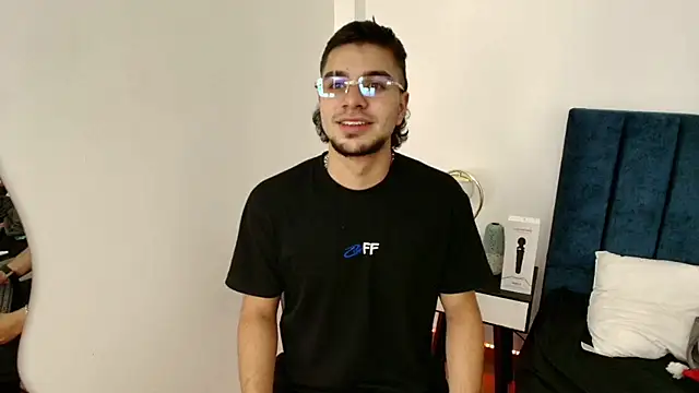 Amadeo Wild online show from 03/16/25, 02:10