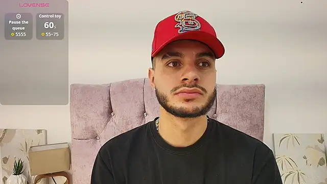 Amadeo Wild online show from 11/08/25, 01:22