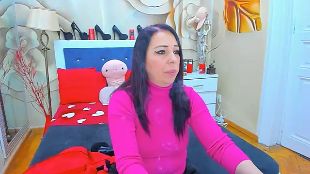 LauraSin online show from 01/26/25, 04:09