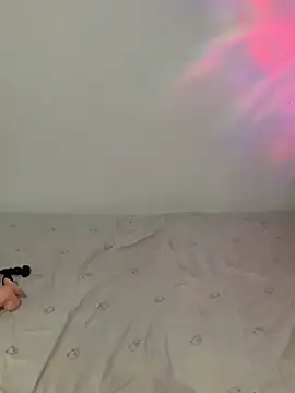 Jeroliee viyana online show from 12/31/24, 04:16